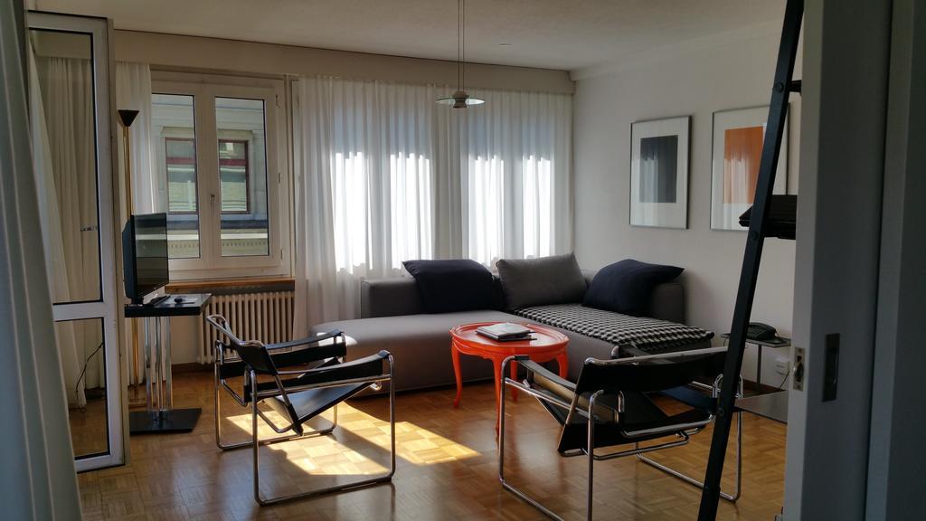 Appartamento con 2 Camere da Letto e Vista Lago